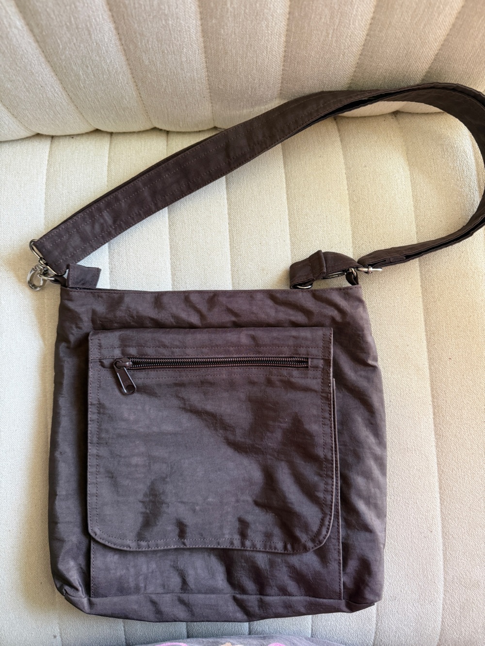 Tippy Thai Brown Nylon Messenger Bag Adjustable Crossbody Purse